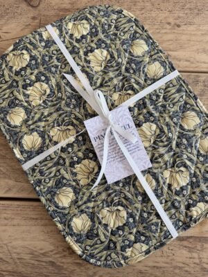 William Morris Pimpernel Cream Two Placemat Pack