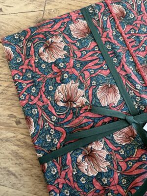 William Morris Pimpernel Terracotta 132 x 178cm Tablecloth